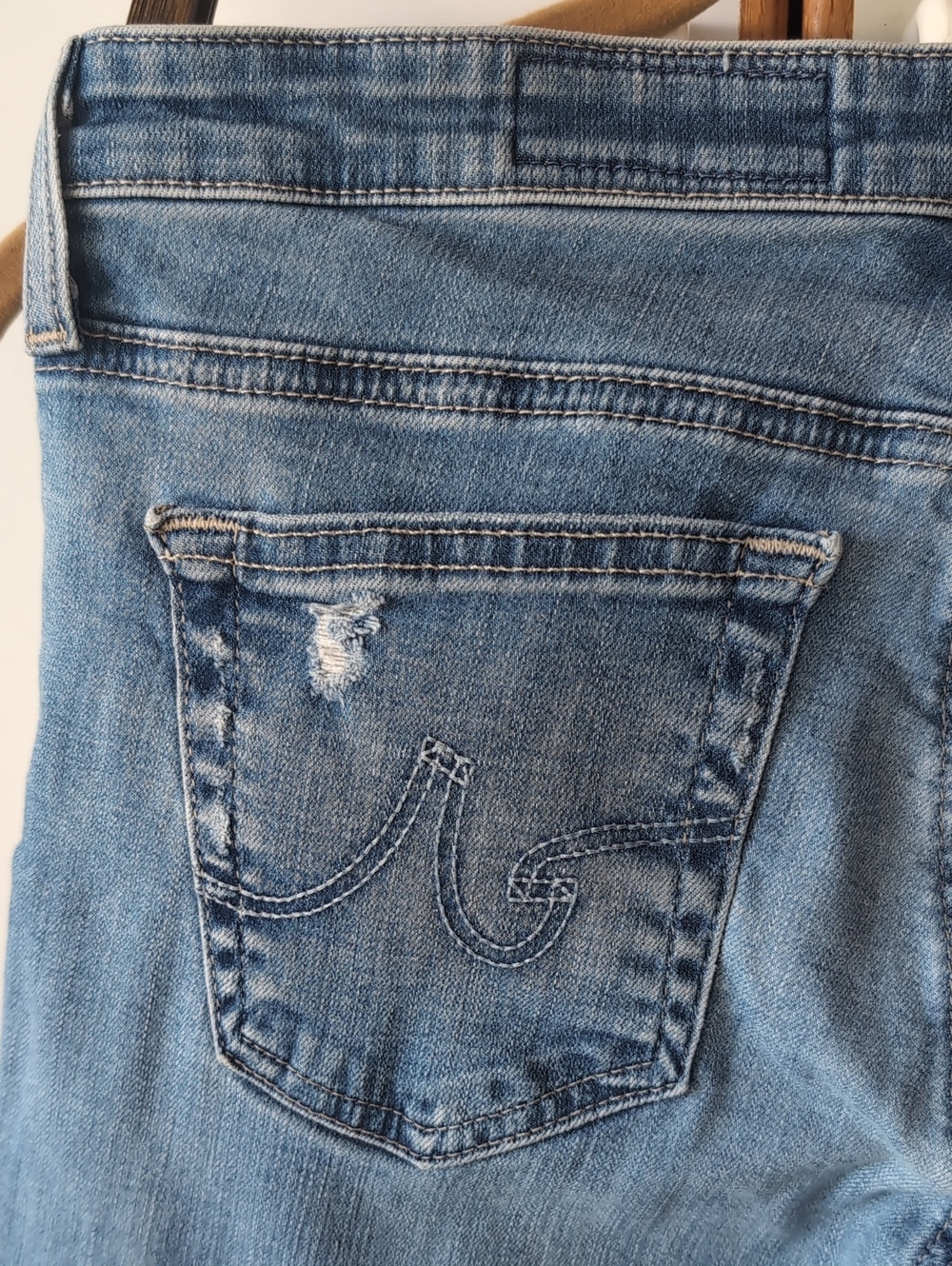 AG Jeans The Stilt Crop 27 21 Year Breathless Fade - Picture 8 of 12